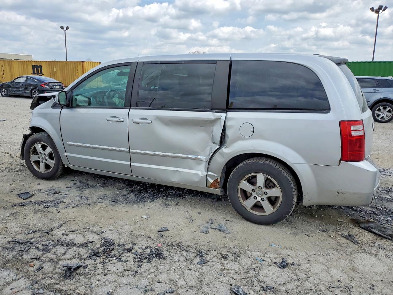 2008 DODGE GRAND CARAVAN SXT photo 3