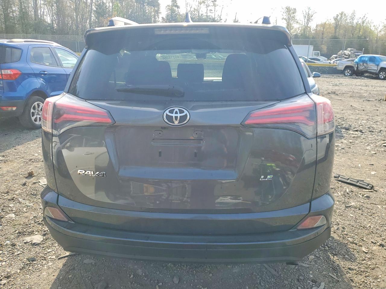 2017 TOYOTA RAV4 LE photo 11