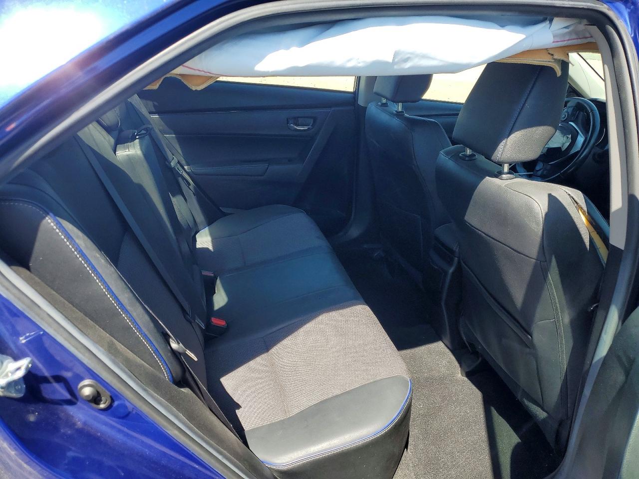 2017 TOYOTA COROLLA SE photo 28