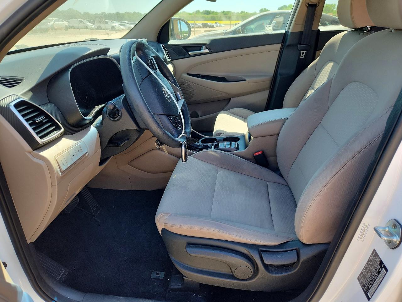 2019 HYUNDAI TUCSON SE photo 7