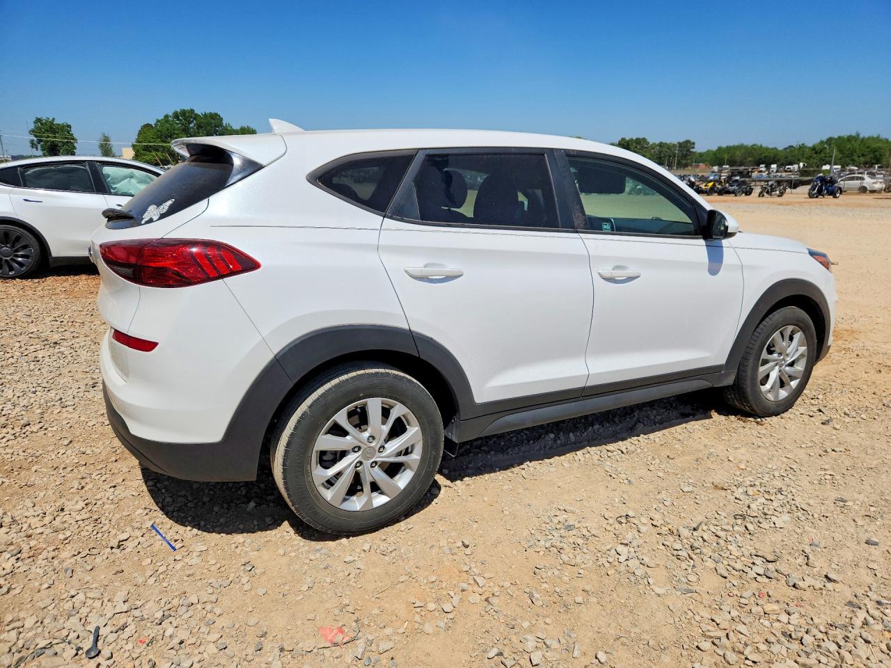 2019 HYUNDAI TUCSON SE photo 3