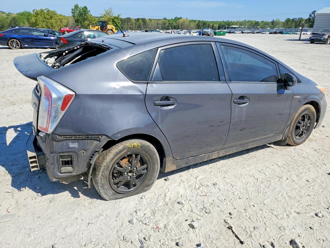 2013 TOYOTA PRIUS TWO photo 5