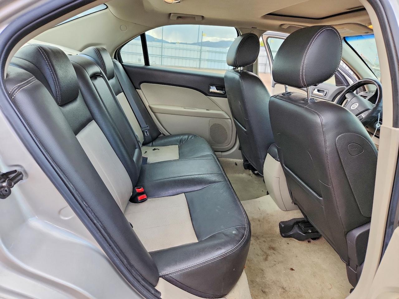 2008 MERCURY MILAN PREMIER photo 10