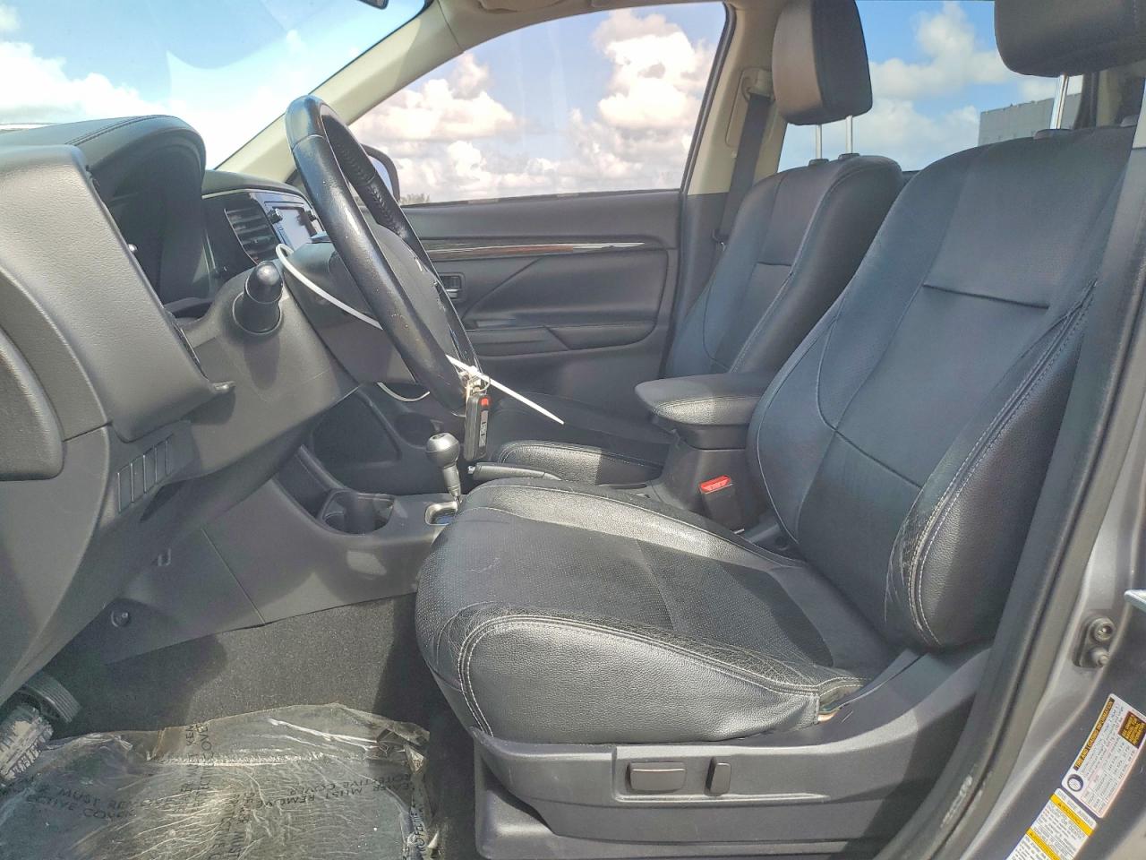 2016 MITSUBISHI OUTLANDER SE photo 7