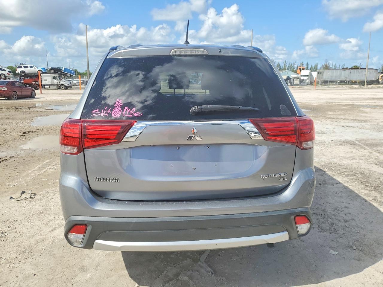 2016 MITSUBISHI OUTLANDER SE photo 6