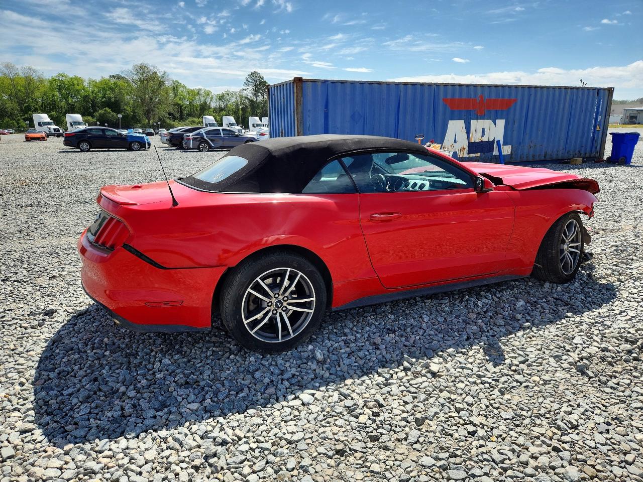 2017 FORD MUSTANG photo 7
