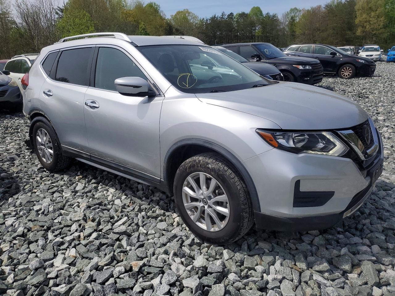 2018 NISSAN ROGUE SV photo 4
