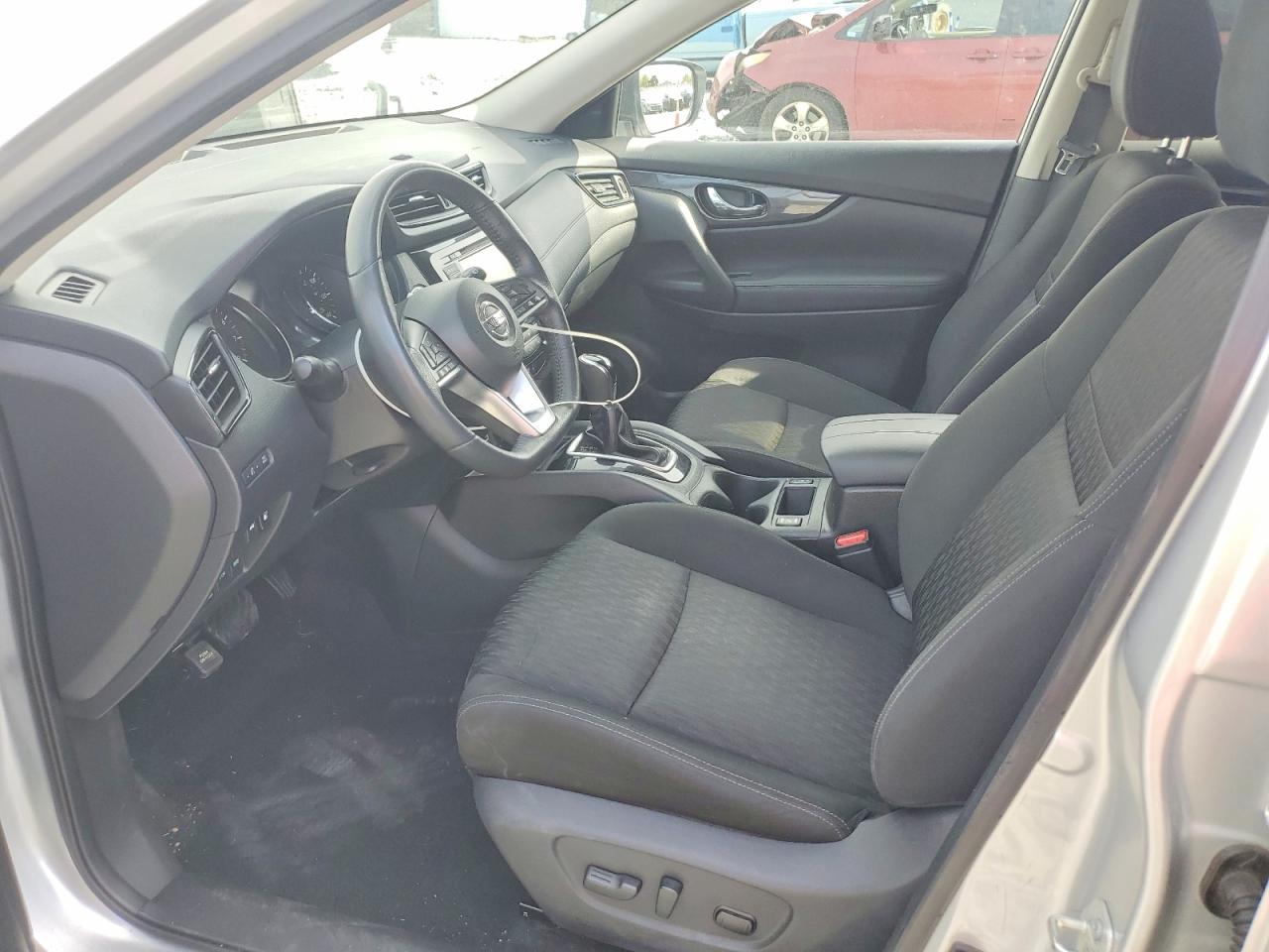2018 NISSAN ROGUE SV photo 7