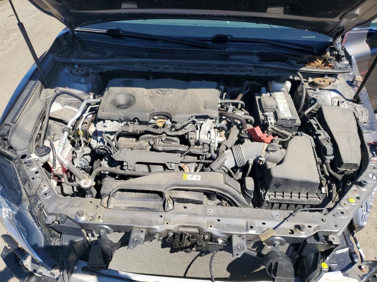 2019 TOYOTA CAMRY LE photo 21