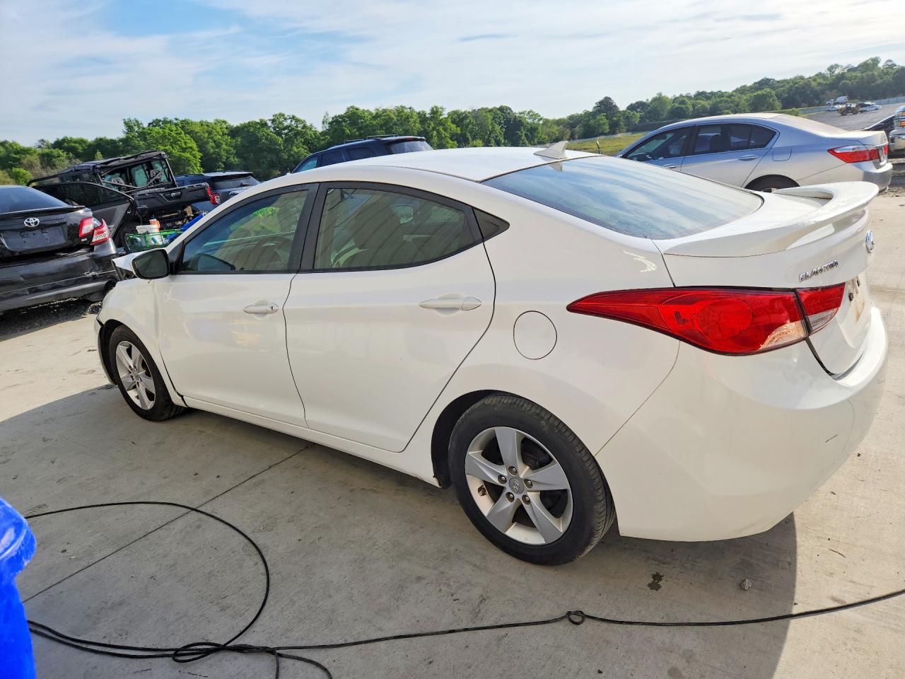 2013 HYUNDAI ELANTRA GLS photo 2