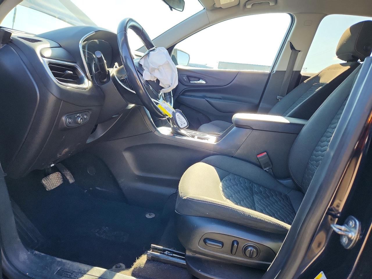 2020 CHEVROLET EQUINOX LT photo 19