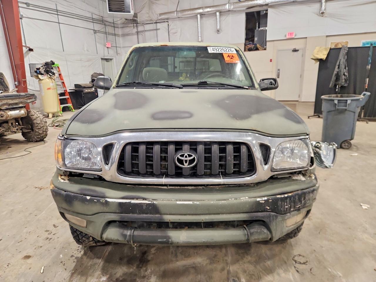 2003 TOYOTA TACOMA XTRACAB photo 9