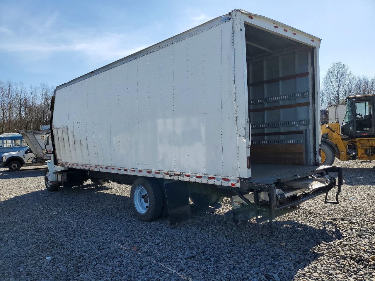 2018 FREIGHTLINER BUSINESS CLASS M2 BOX TRUCK photo 5