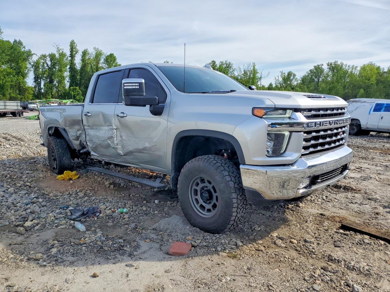 2023 CHEVROLET SILVERADO K3500 LTZ photo 4
