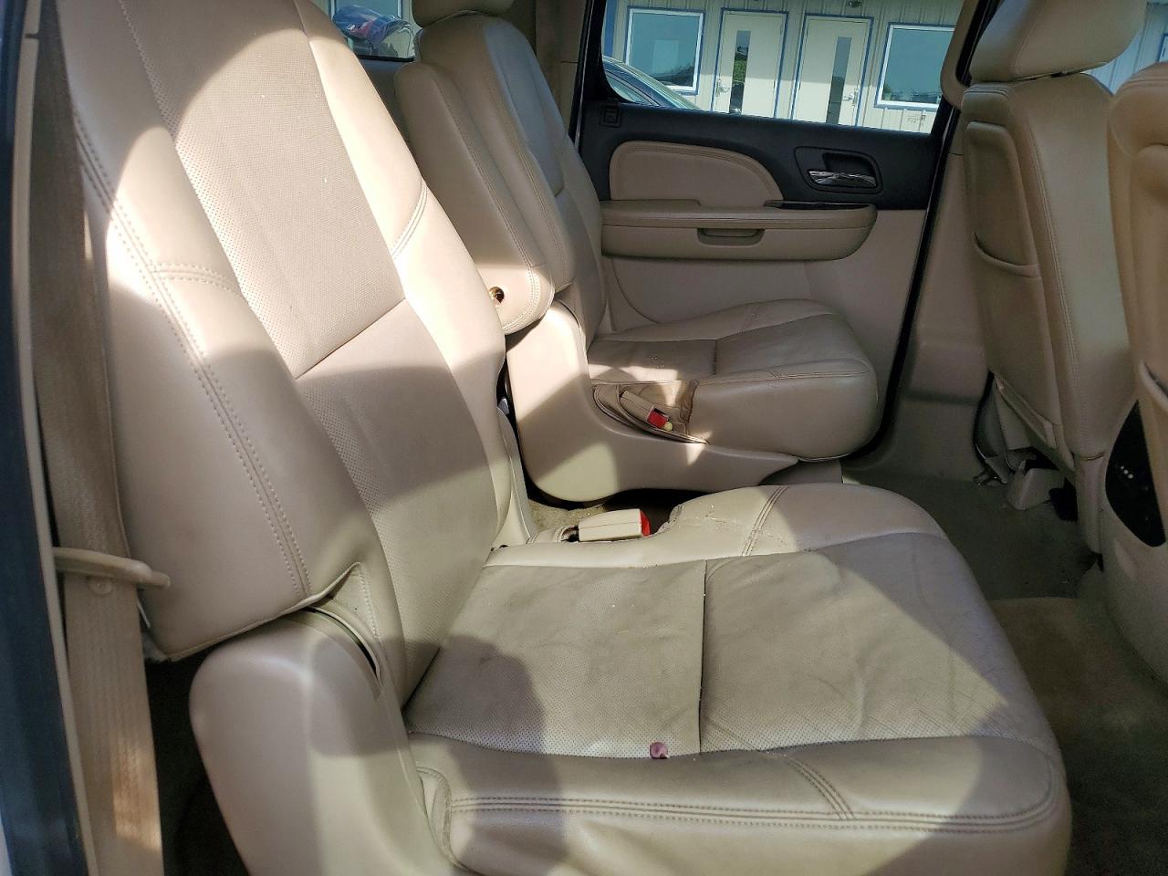 2012 GMC YUKON XL DENALI photo 21