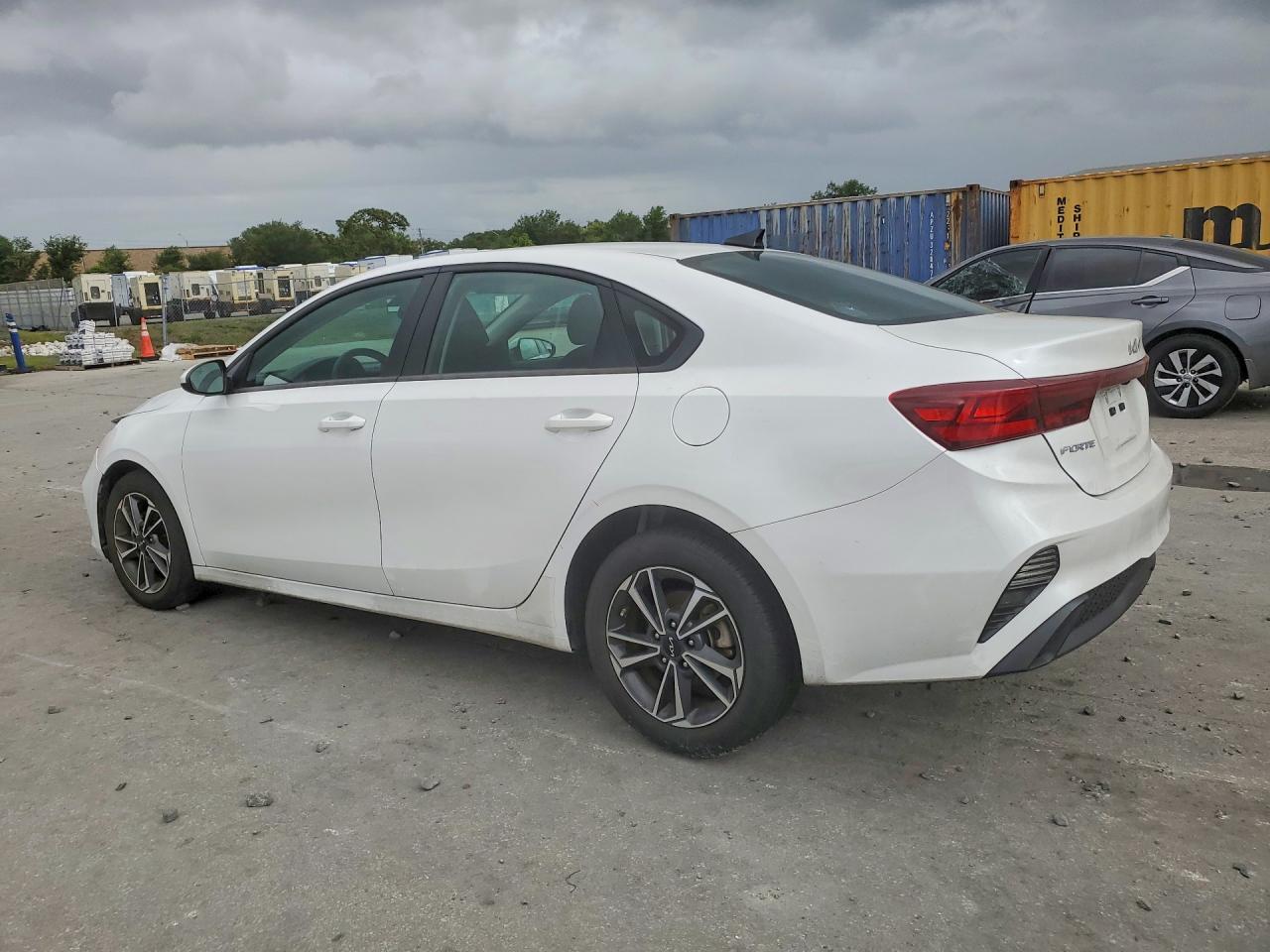 2024 KIA FORTE LXS photo 4