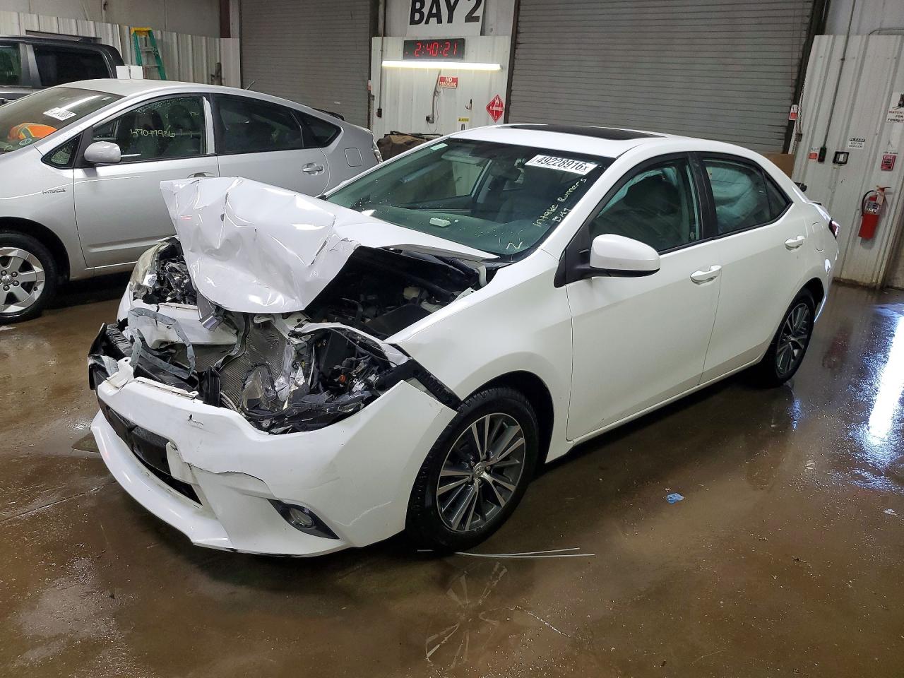 2016 TOYOTA COROLLA