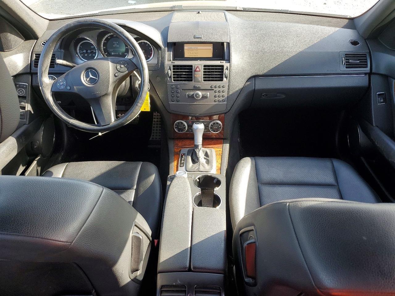 2011 MERCEDES-BENZ C 300 photo 8