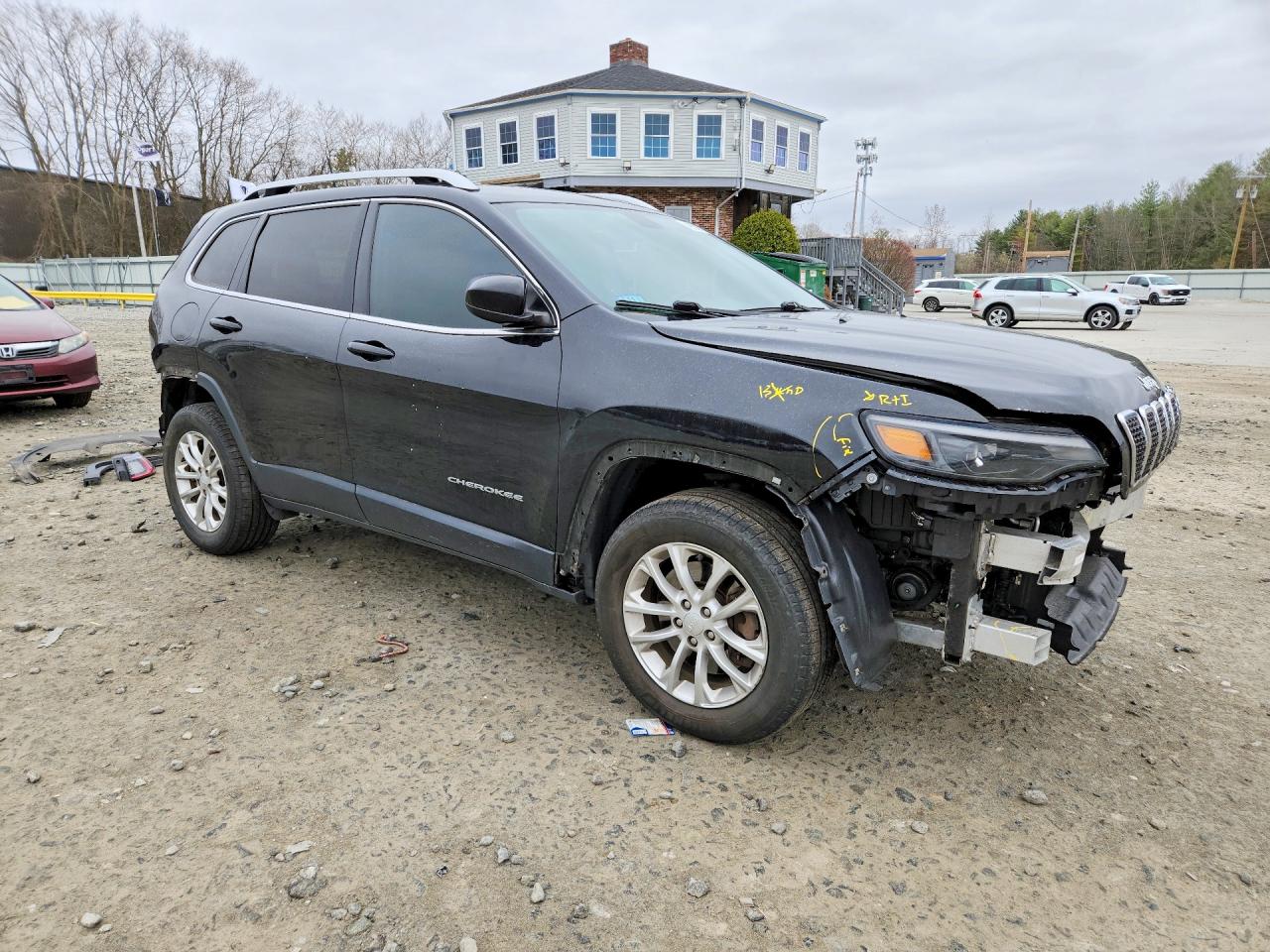 2019 JEEP CHEROKEE LATITUDE photo 10