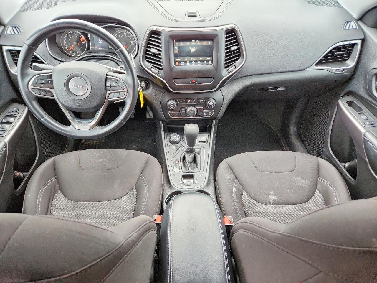 2019 JEEP CHEROKEE LATITUDE photo 22