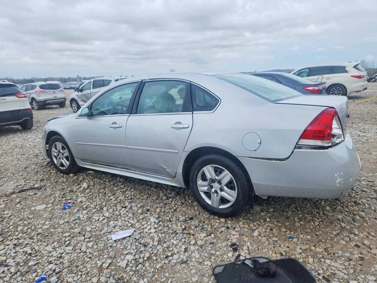 2010 CHEVROLET IMPALA LS photo 4