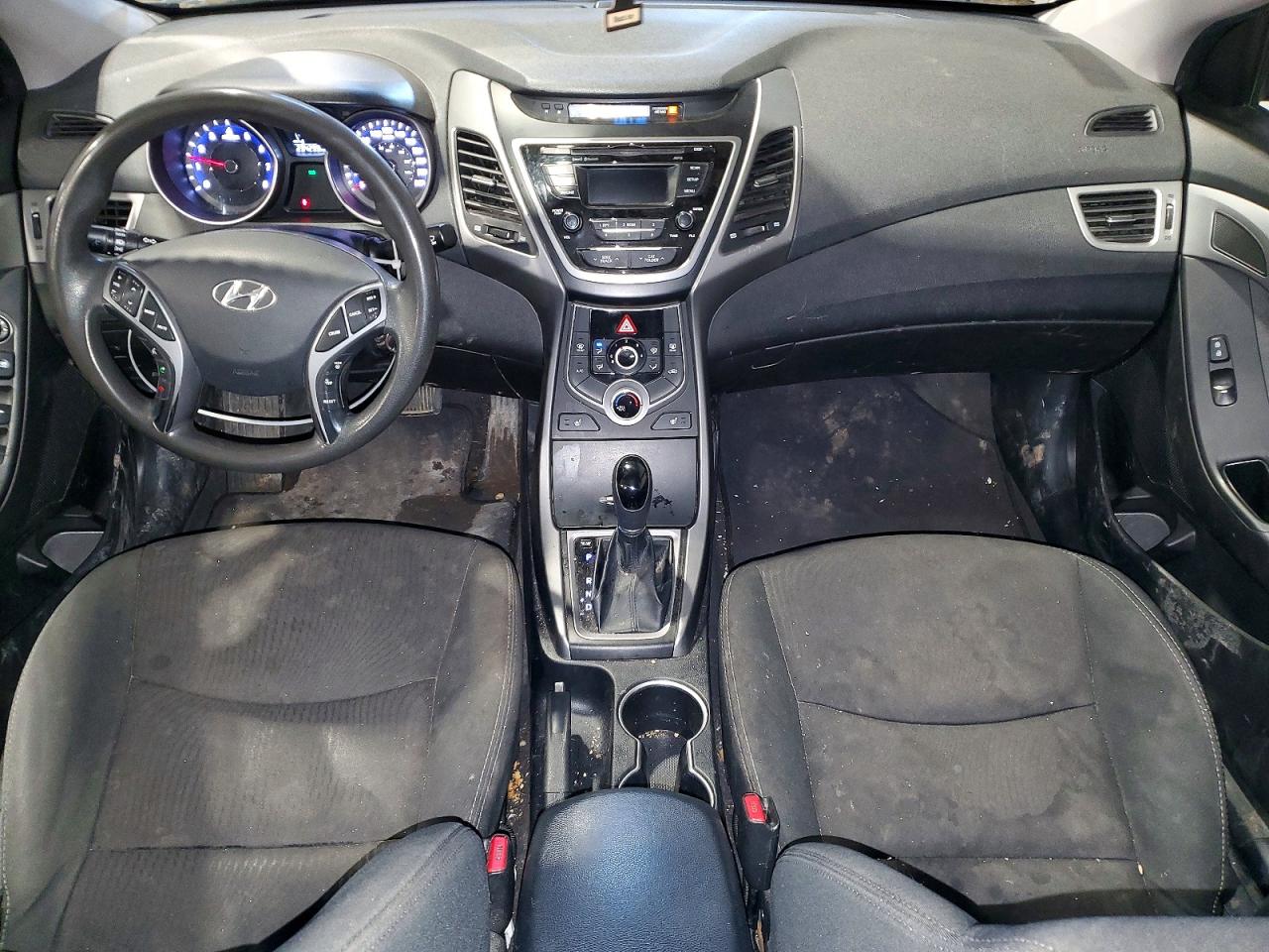 2016 HYUNDAI ELANTRA SE photo 22