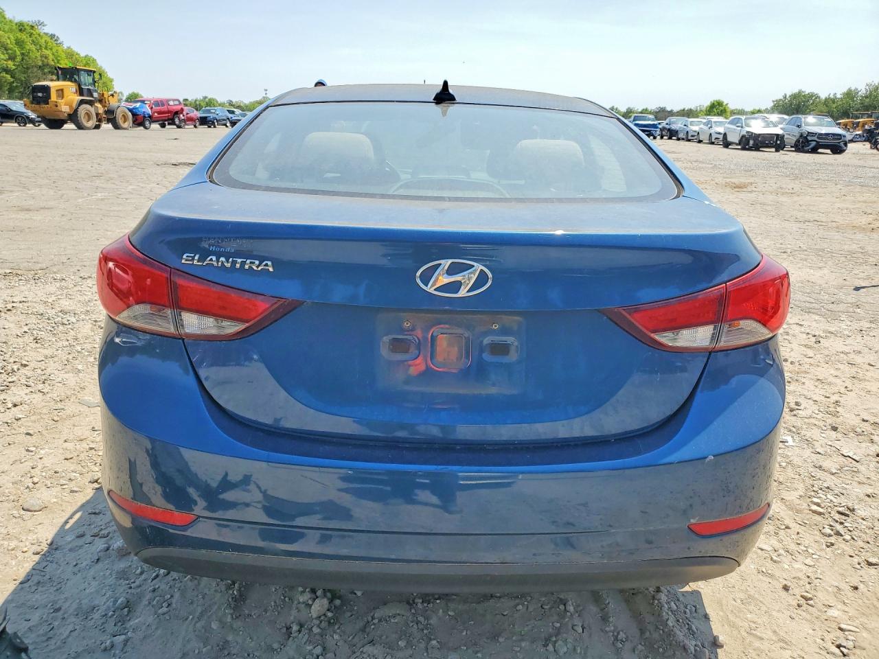 2016 HYUNDAI ELANTRA SE photo 11