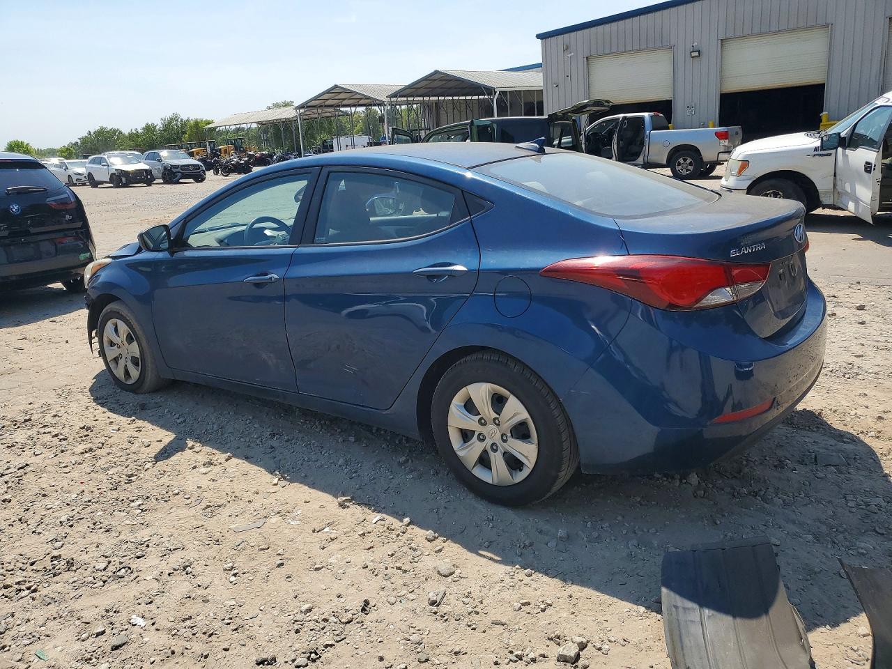 2016 HYUNDAI ELANTRA SE photo 3