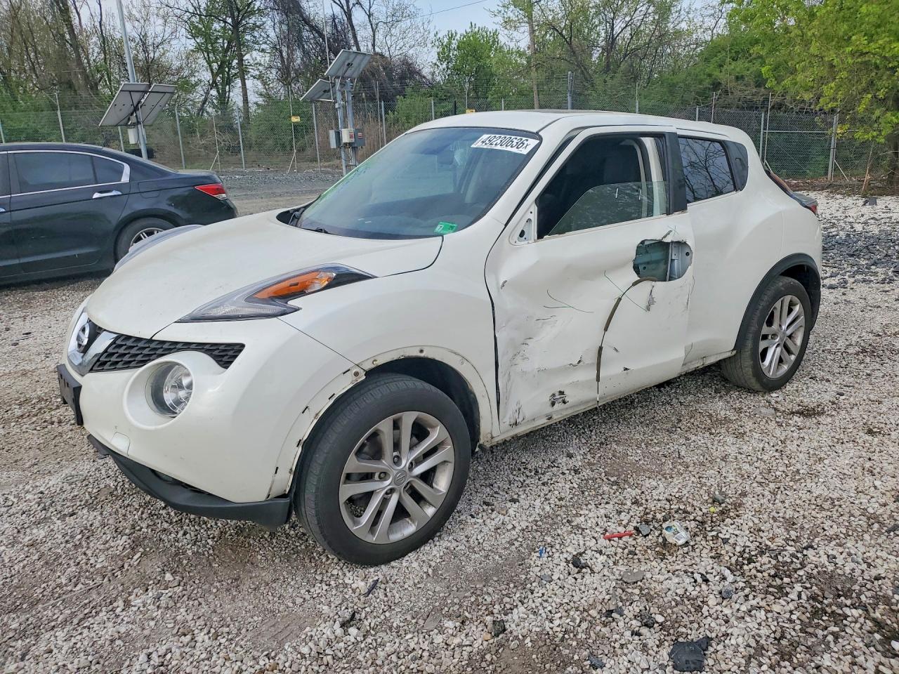 2015 NISSAN JUKE