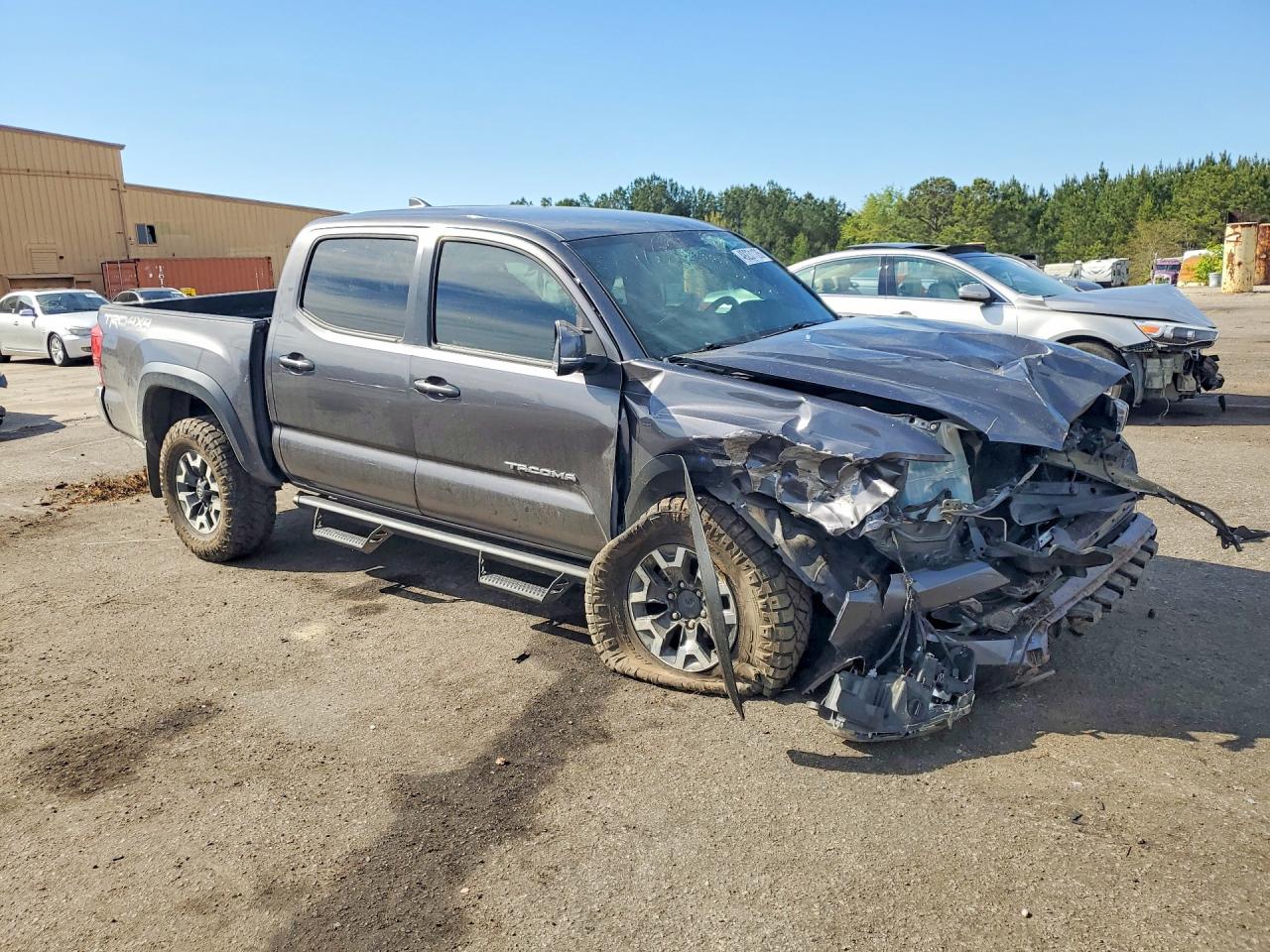 2017 TOYOTA TACOMA TRD OFF-ROAD photo 10