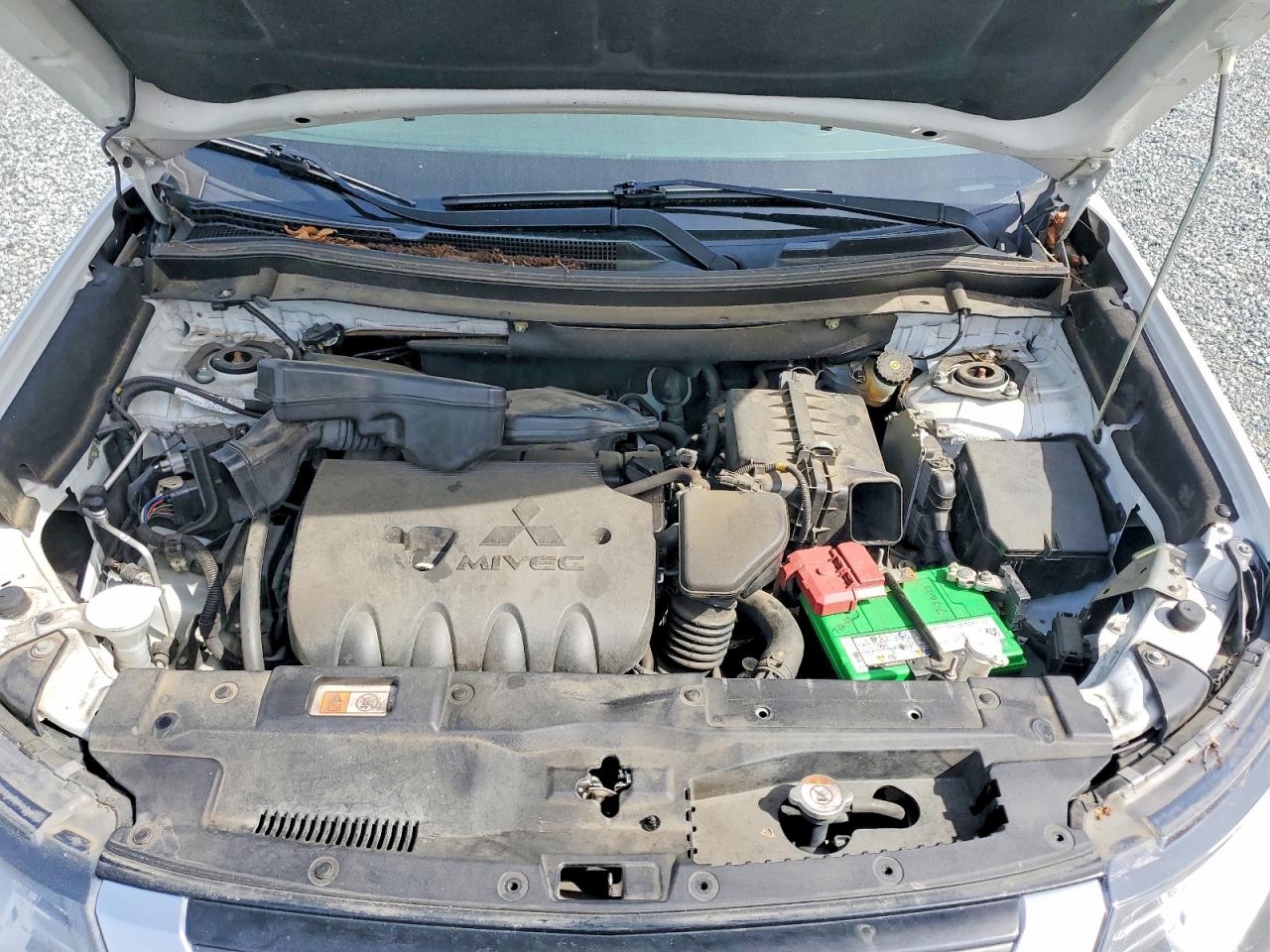2019 MITSUBISHI OUTLANDER SE photo 34