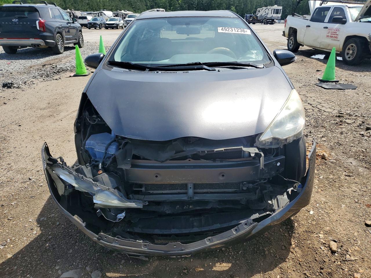 2012 TOYOTA PRIUS C TWO photo 13