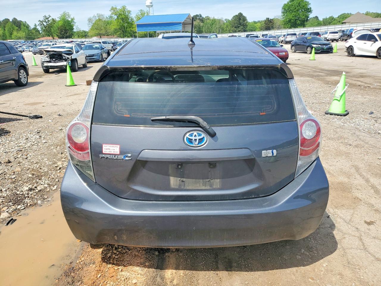 2012 TOYOTA PRIUS C TWO photo 16
