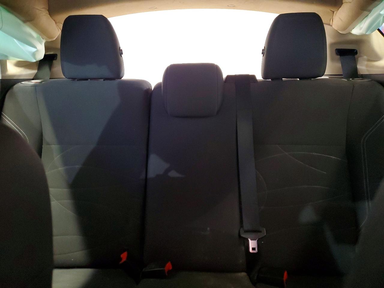 2018 FORD FIESTA SE photo 19
