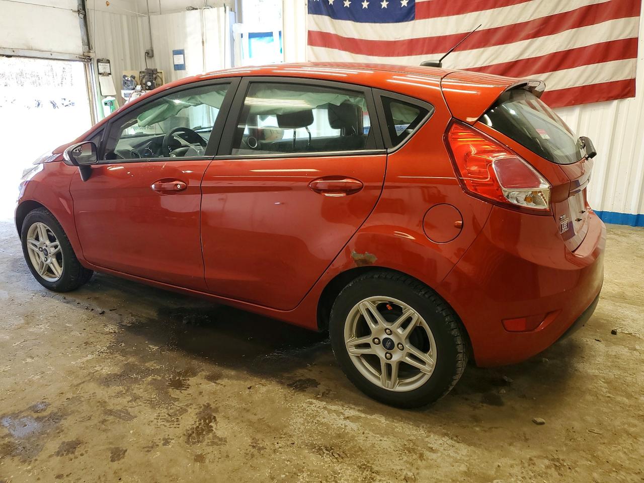 2018 FORD FIESTA SE photo 3
