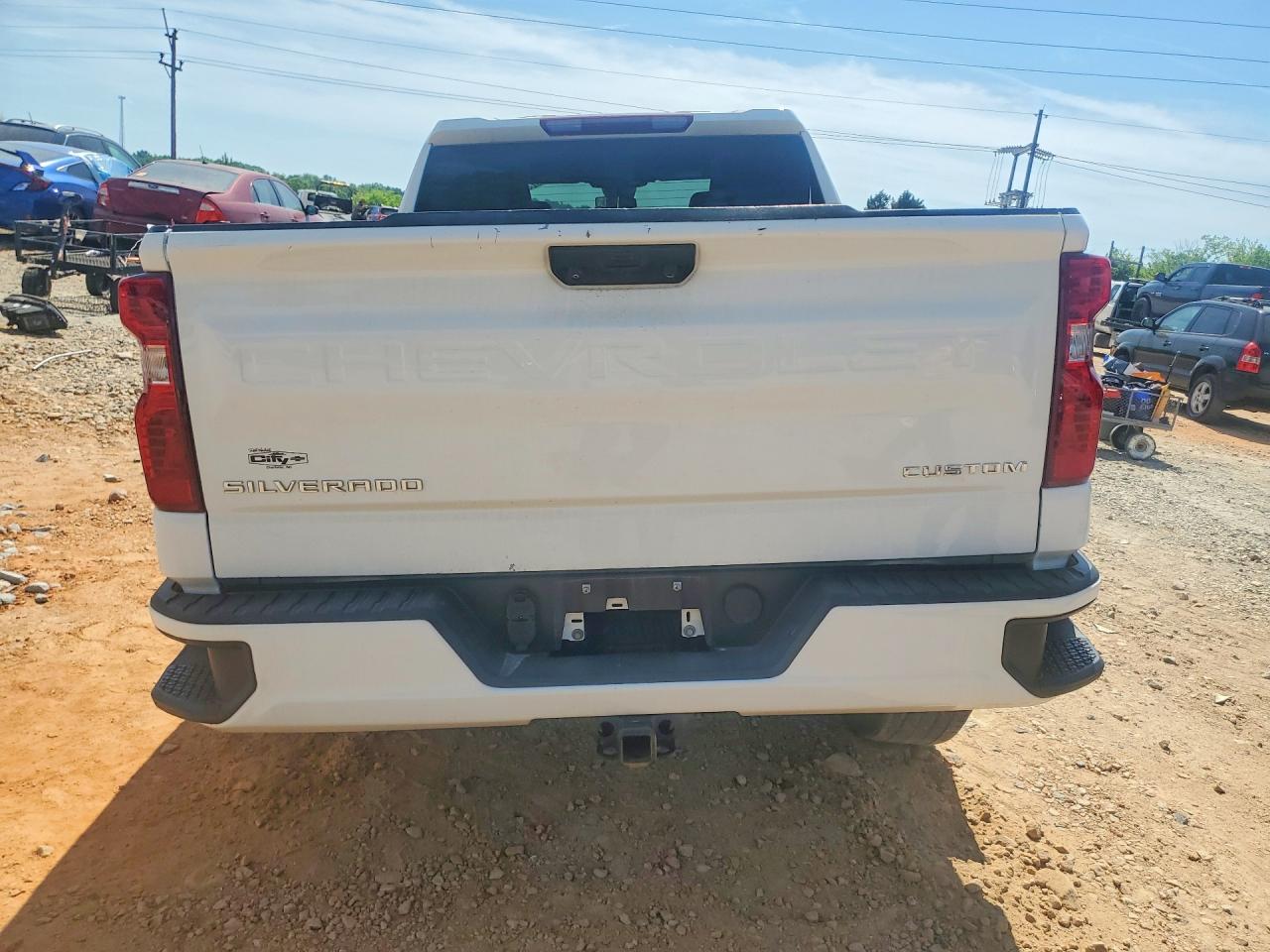 2023 CHEVROLET SILVERADO K1500 CUSTOM photo 11
