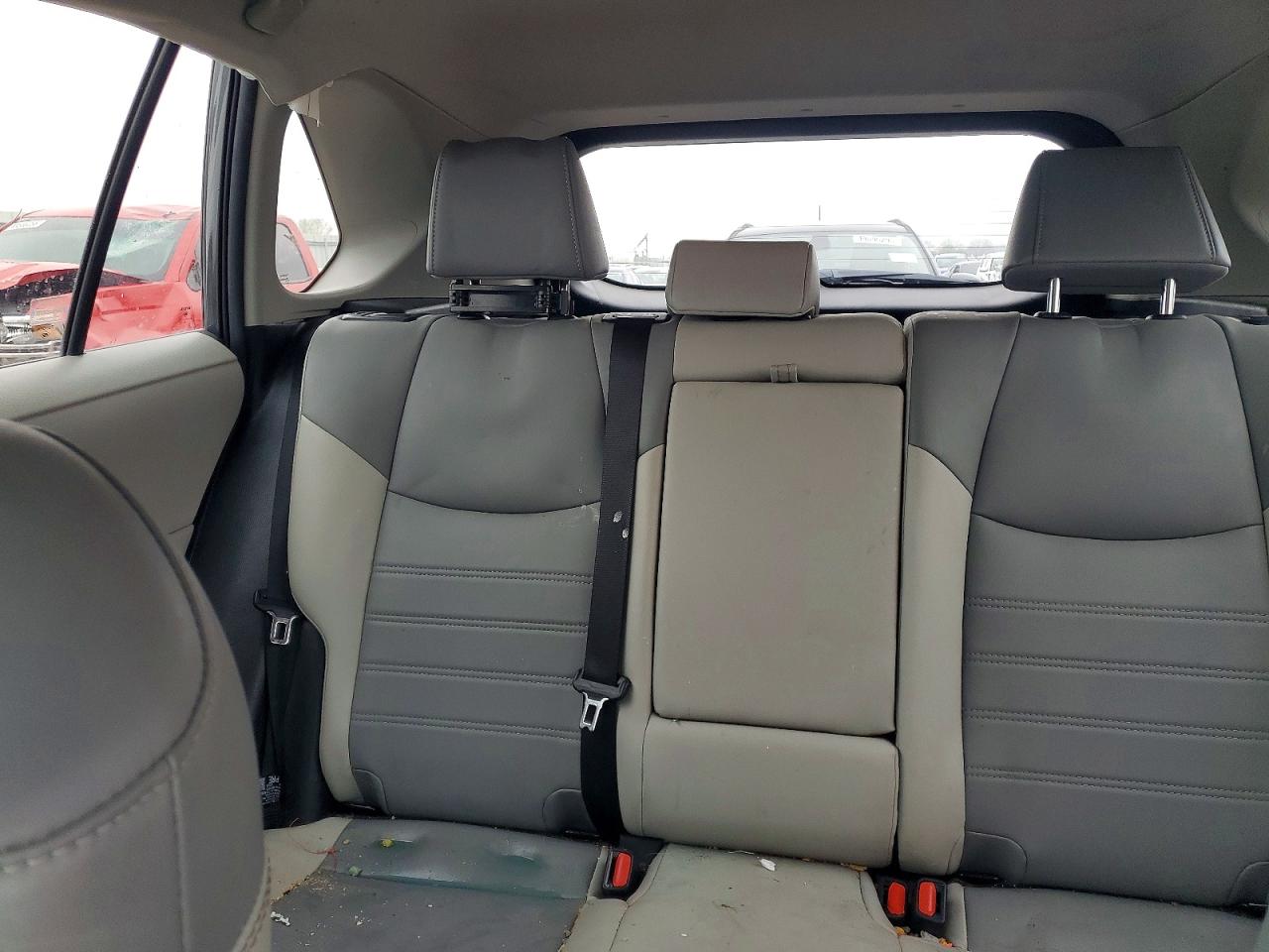 2021 TOYOTA RAV4 XLE PREMIUM photo 28