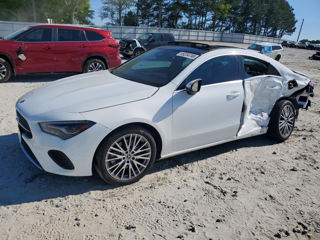 2025 MERCEDES-BENZ CLA