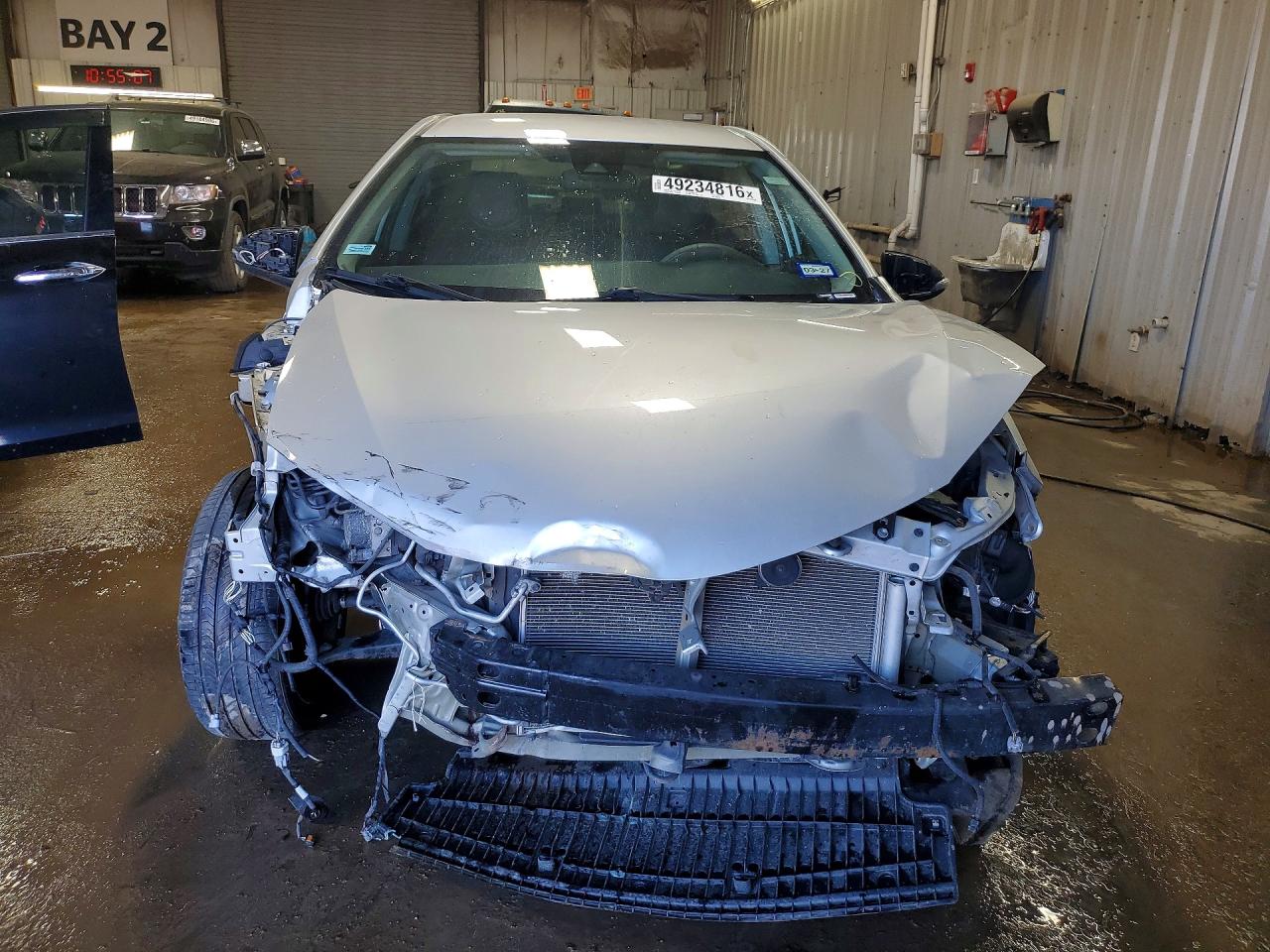2018 TOYOTA COROLLA SE photo 9