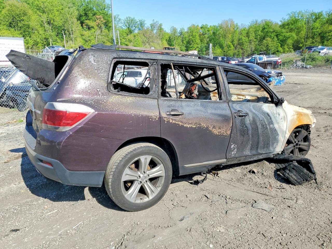 2011 TOYOTA HIGHLANDER LIMITED photo 3