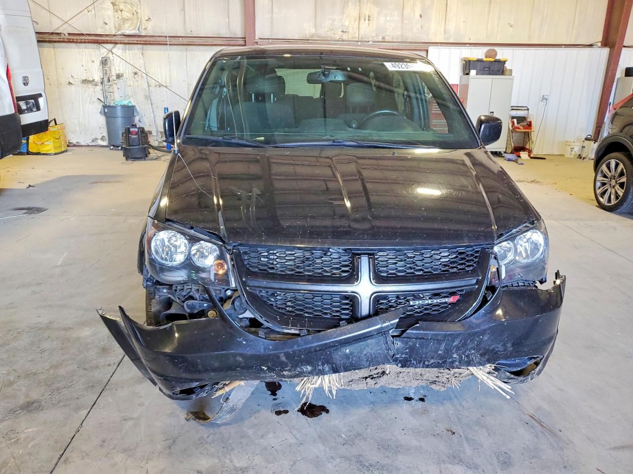2015 DODGE GRAND CARAVAN SE photo 13