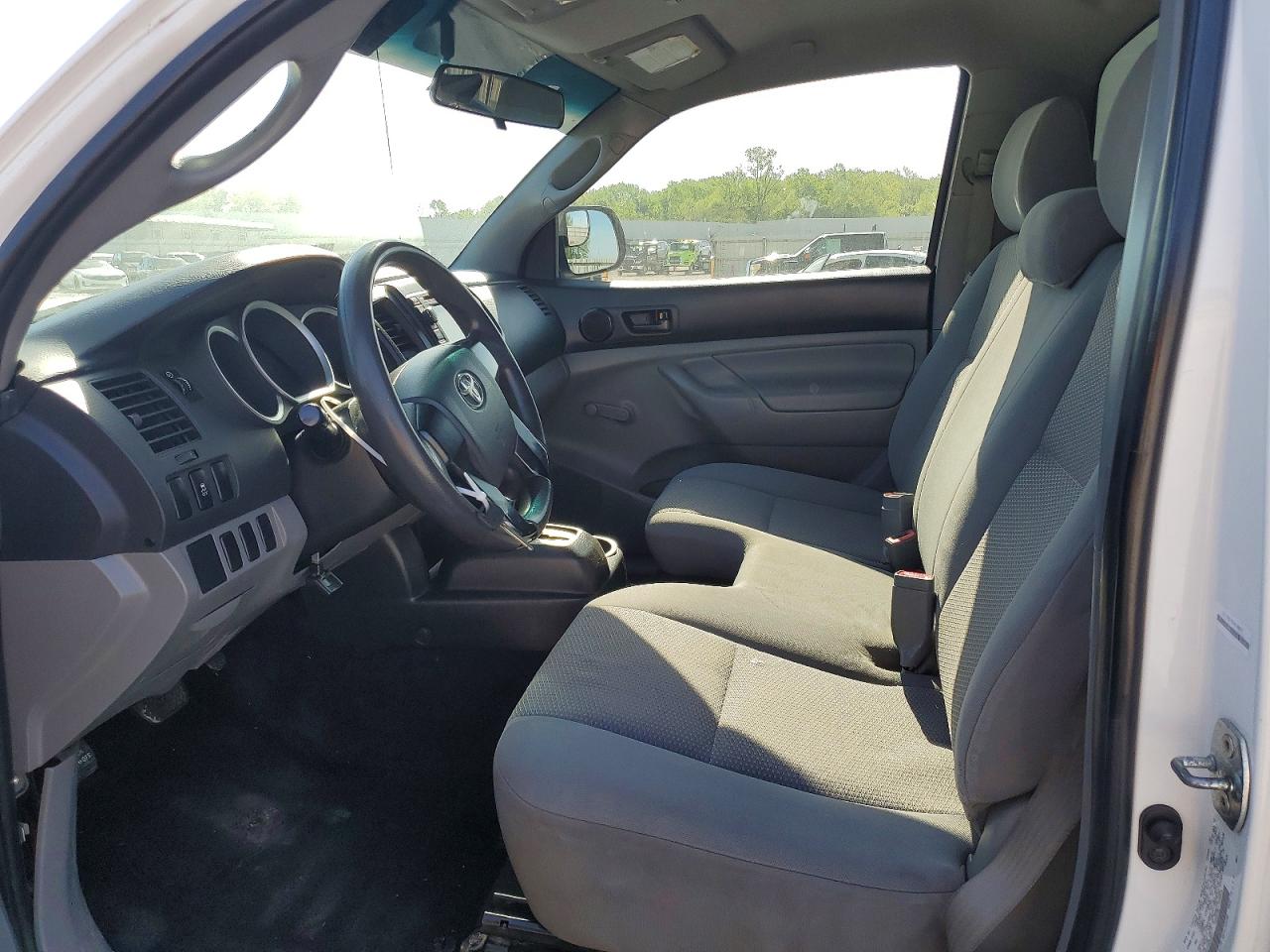 2013 TOYOTA TACOMA BASE photo 13