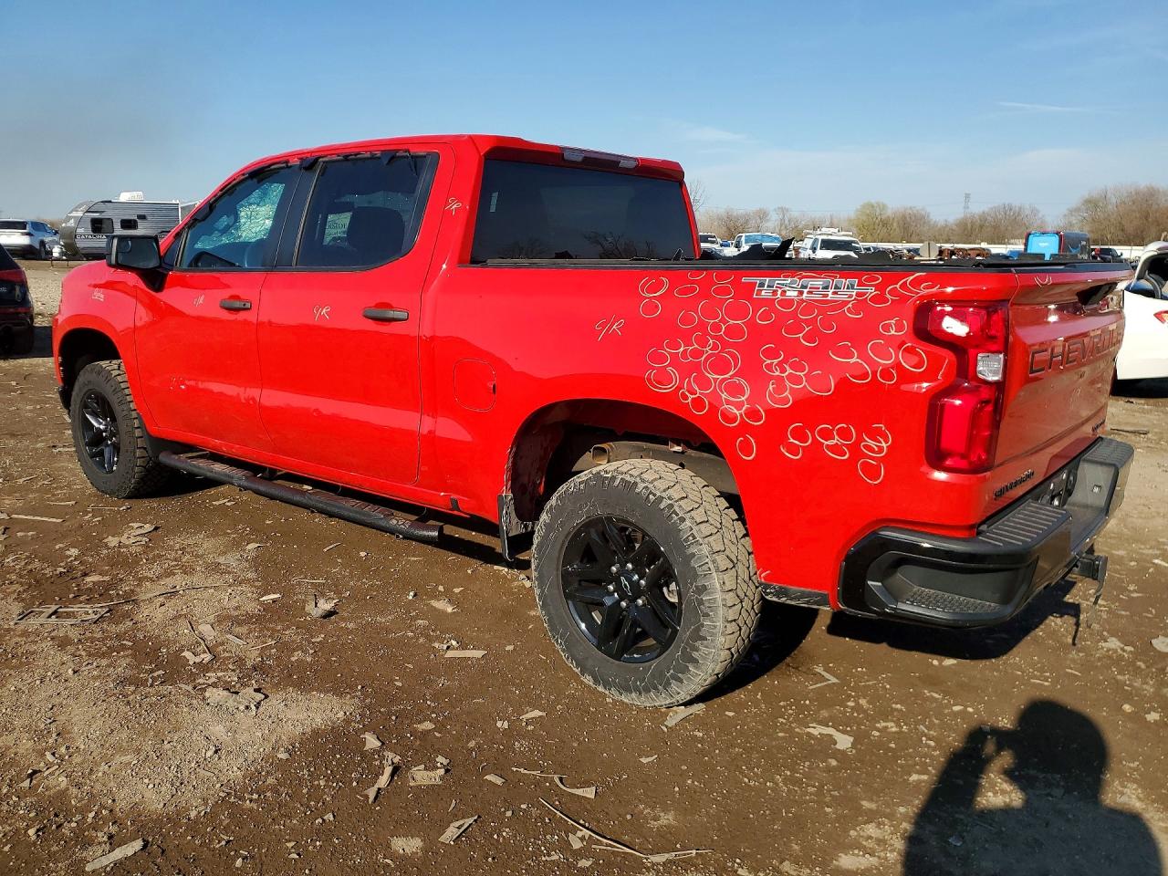 2021 CHEVROLET SILVERADO K1500 TRAIL BOSS CUSTOM photo 2