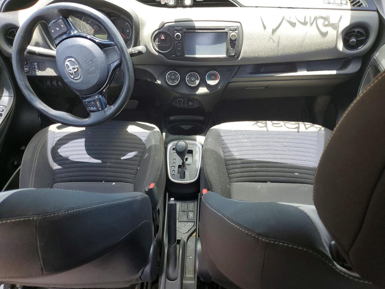 2019 TOYOTA YARIS L photo 22