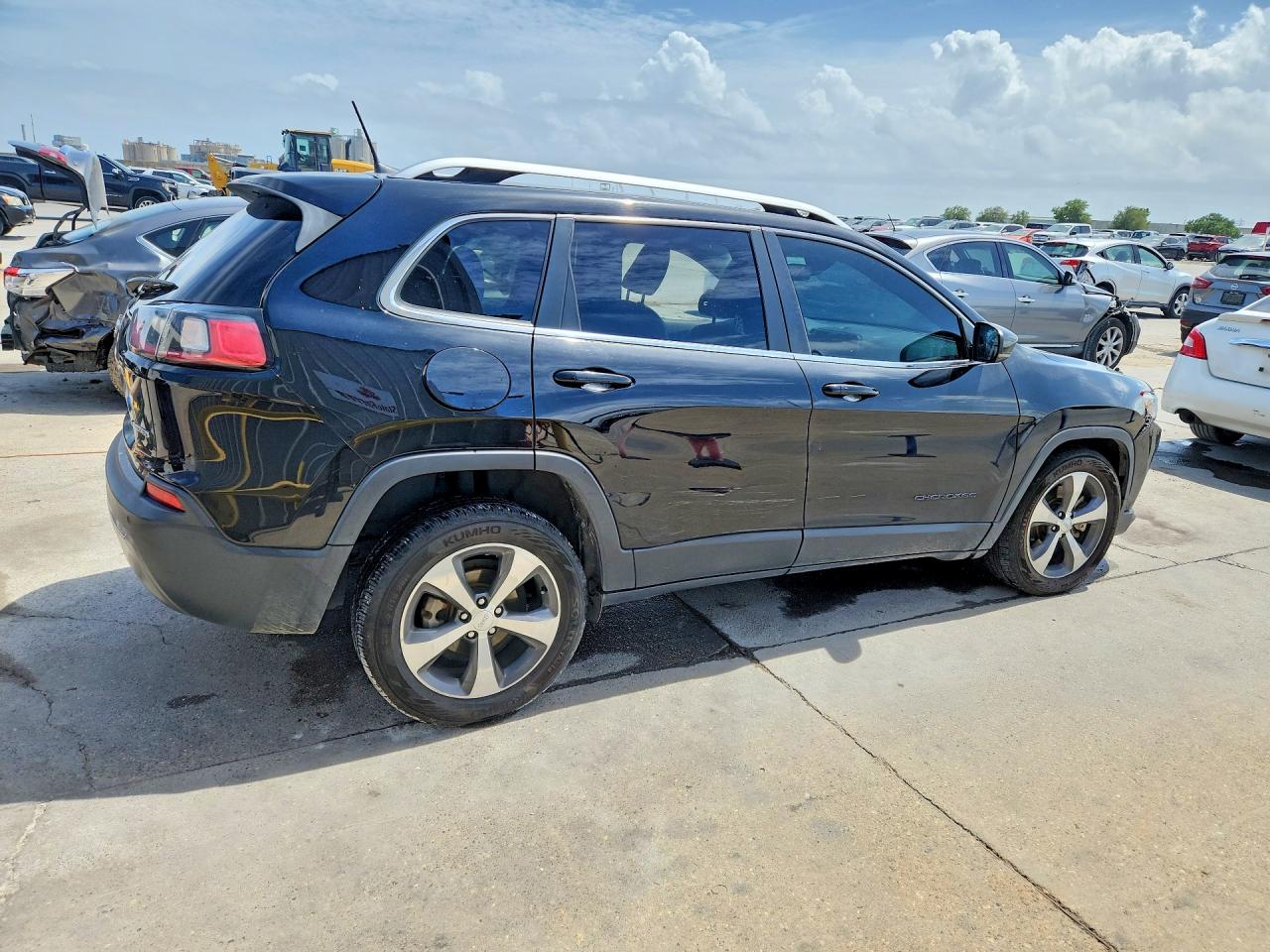 2019 JEEP CHEROKEE LIMITED photo 7