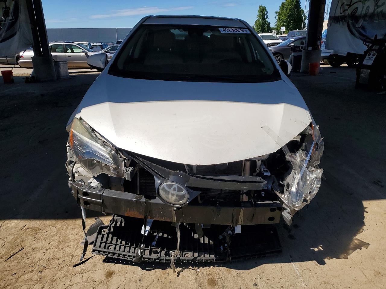 2018 TOYOTA COROLLA LE photo 9