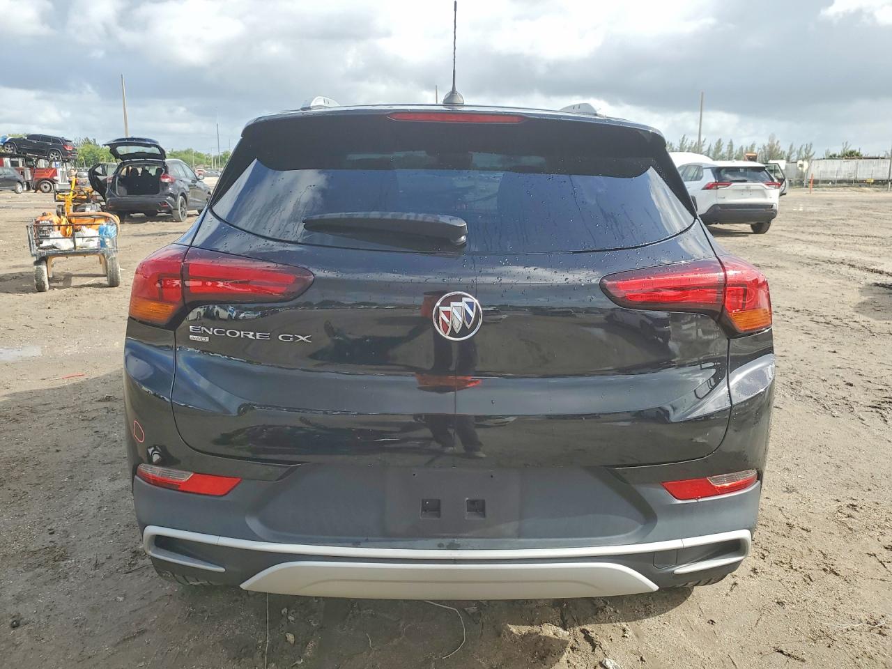 2020 BUICK ENCORE GX SELECT photo 11