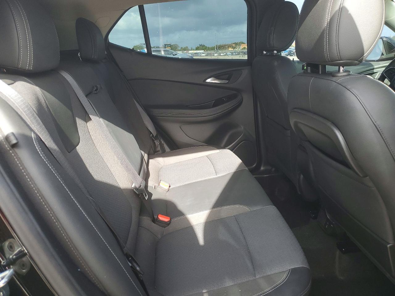 2020 BUICK ENCORE GX SELECT photo 21
