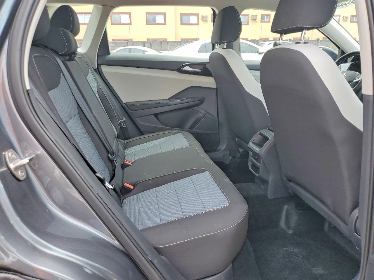 2025 VOLKSWAGEN TAOS S photo 10