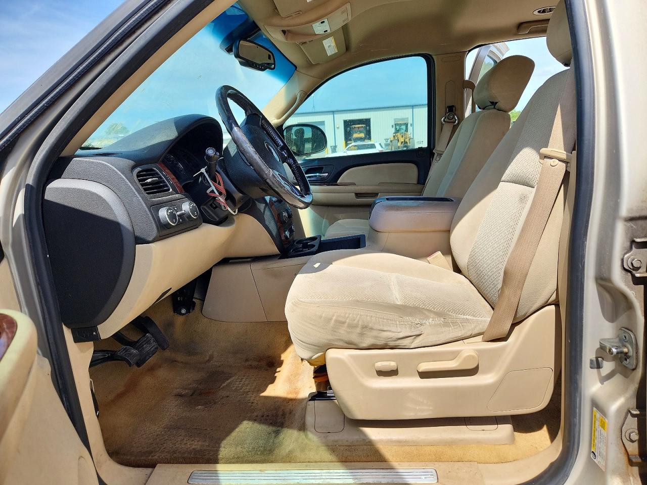 2007 CHEVROLET SUBURBAN photo 13